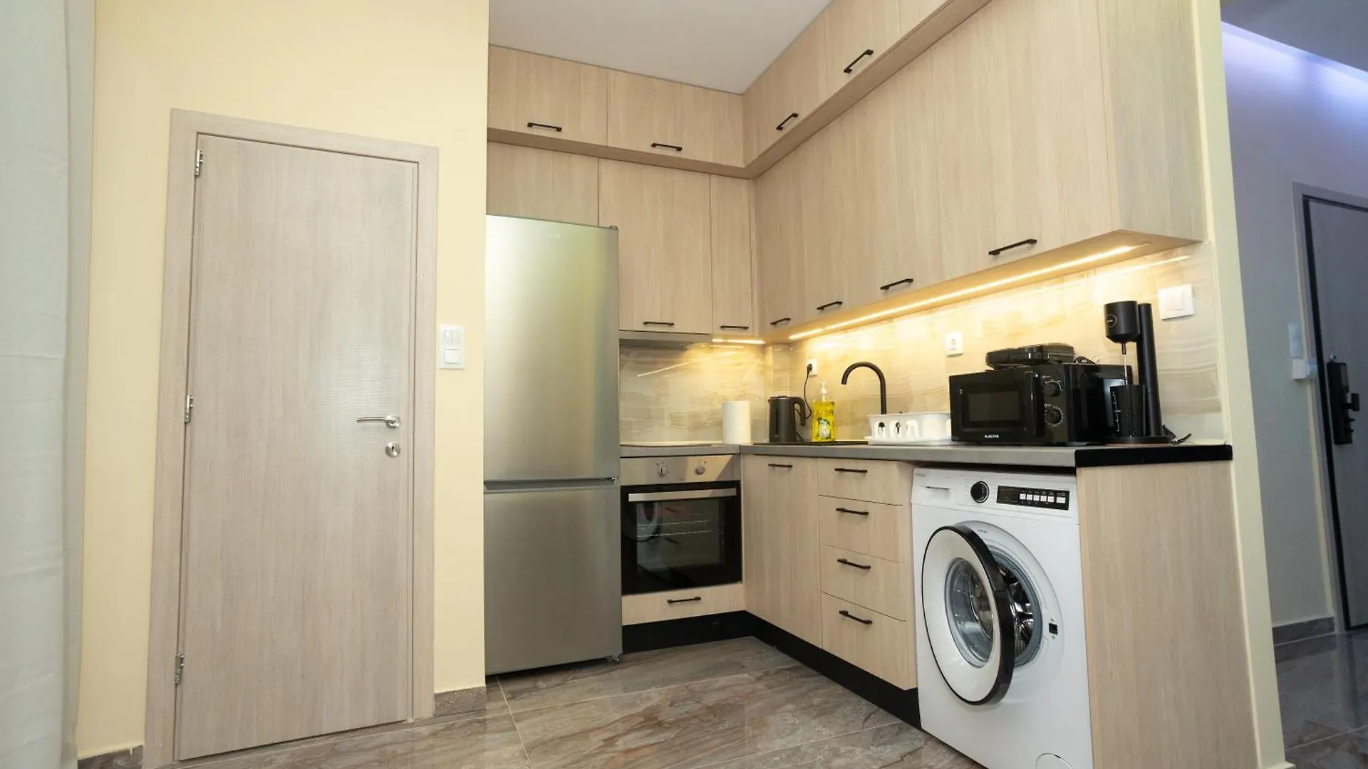 Cozy Corner Apartment Thessaloniki